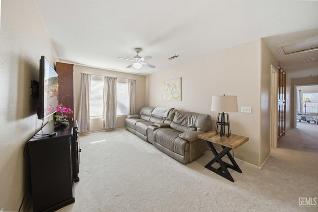 6545 Teasdale Street, Lancaster, CA 93536