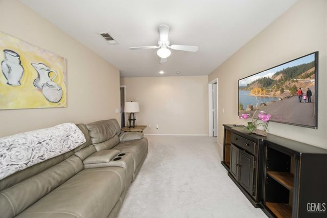 6545 Teasdale Street, Lancaster, CA 93536