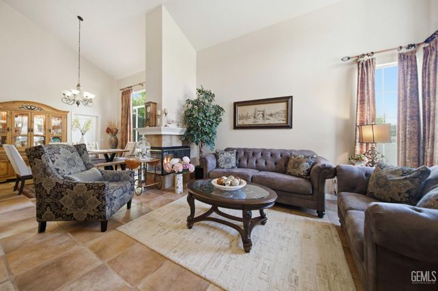 6545 Teasdale Street, Lancaster, CA 93536