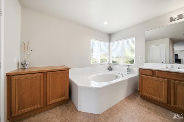 6545 Teasdale Street, Lancaster, CA 93536