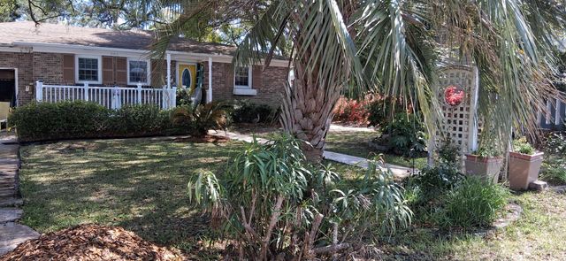 903 Tiffany Ln., North Myrtle Beach, SC 29582