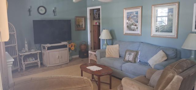 903 Tiffany Ln., North Myrtle Beach, SC 29582