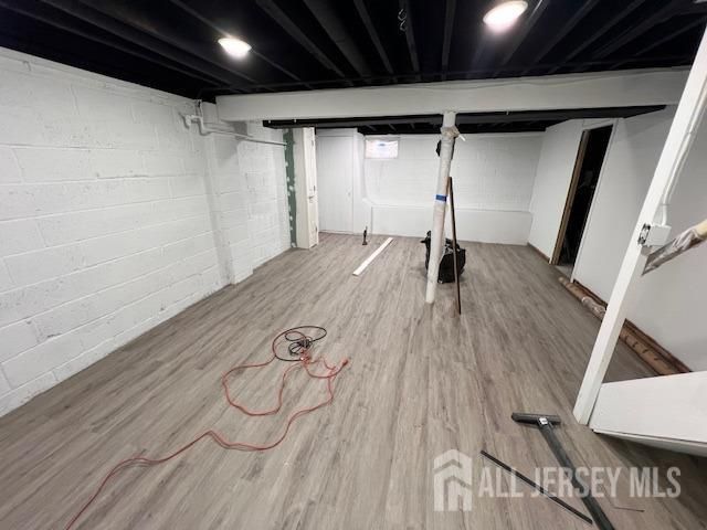 18 Bradford Road, East Brunswick, NJ 08016