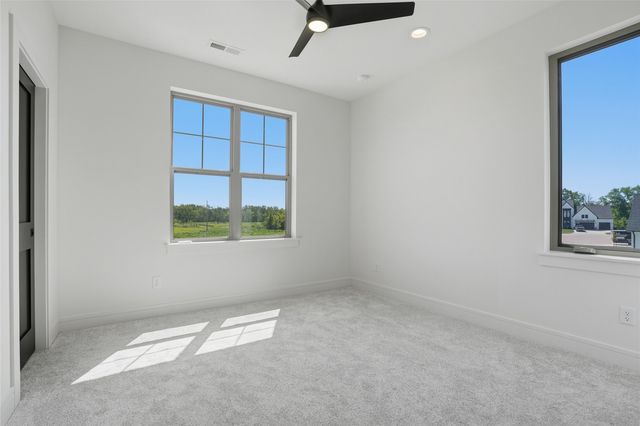 411 MacBride Trail, Solon, IA 52333