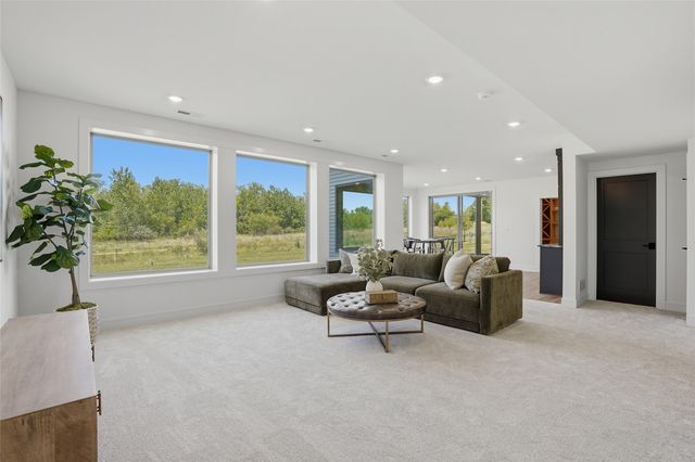 411 MacBride Trail, Solon, IA 52333