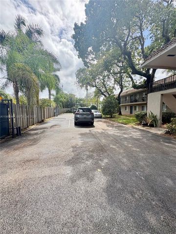 1111 SW 4th St, Fort Lauderdale, FL 33312