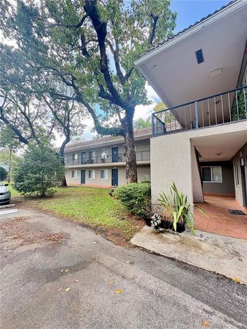 1111 SW 4th St, Fort Lauderdale, FL 33312