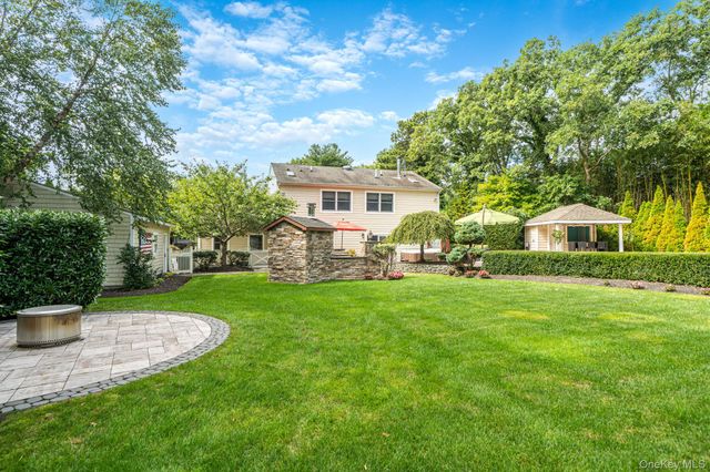 239 Radio Avenue, Miller Place, NY 11764