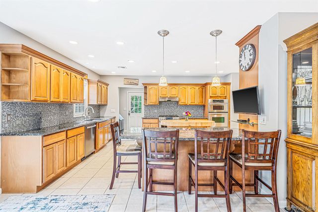 239 Radio Avenue, Miller Place, NY 11764