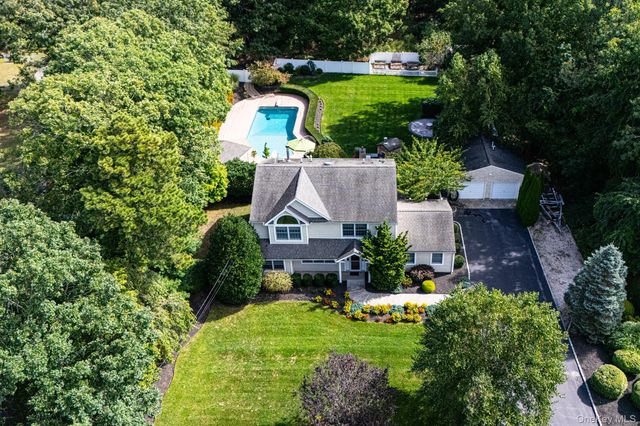239 Radio Avenue, Miller Place, NY 11764
