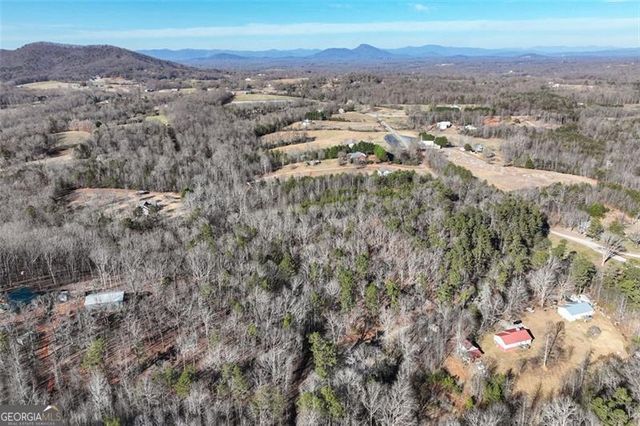 9384 SKITTS MOUNTAIN Drive, Lula, GA 30554