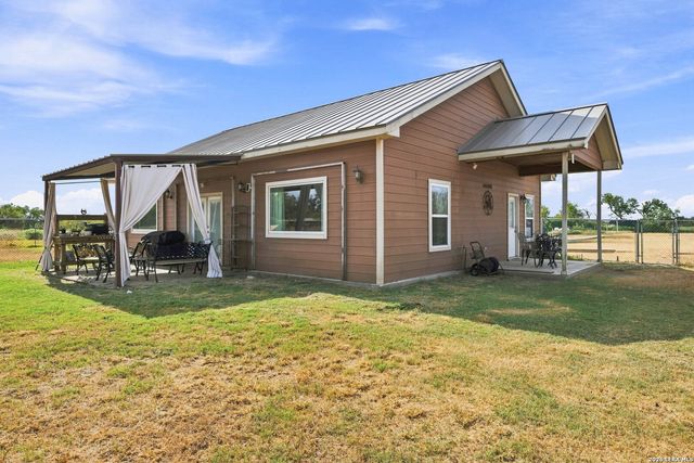 2211 E FM 1518 S, St Hedwig, TX 78152