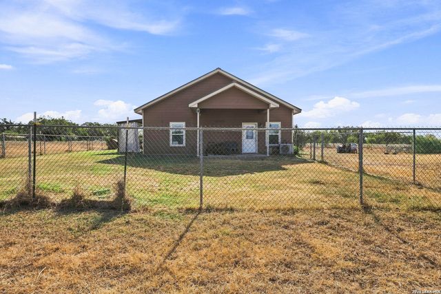 2211 E FM 1518 S, St Hedwig, TX 78152