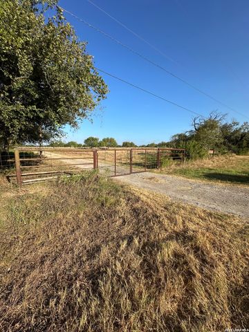 2211 E FM 1518 S, St Hedwig, TX 78152