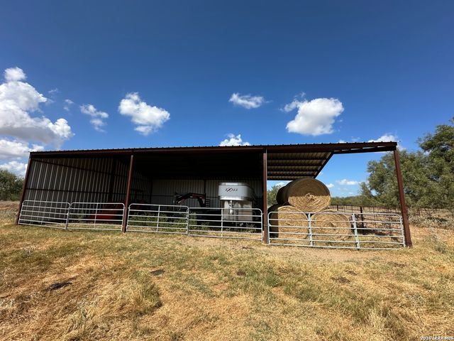 2211 E FM 1518 S, St Hedwig, TX 78152