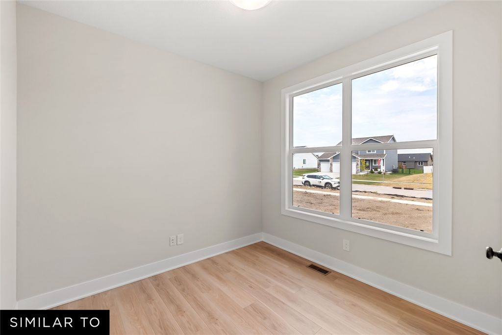 1160 SW 18th Court, Grimes, IA 50111