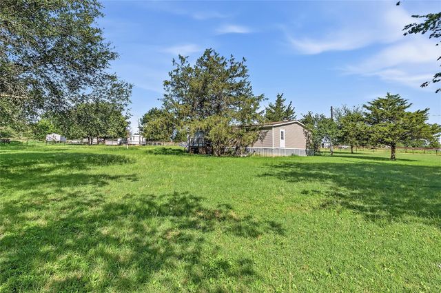 1027 Private Road 4041, Dime Box, TX 77853