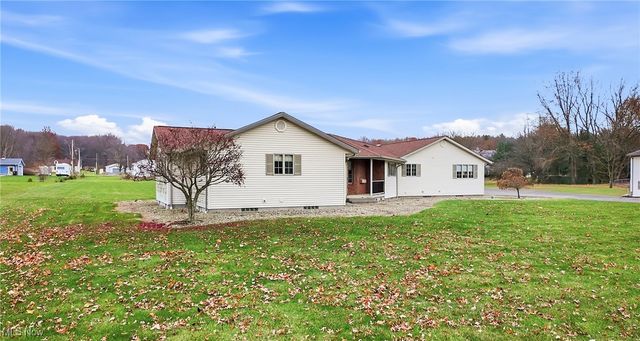 2342 Mccleary Jacoby Road, Cortland, OH 44410