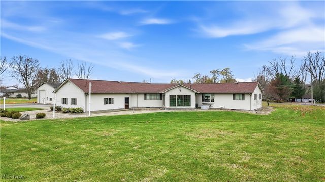 2342 Mccleary Jacoby Road, Cortland, OH 44410