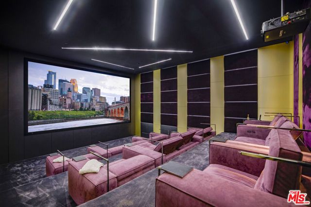 1369 Londonderry Place, West Hollywood, CA 90069