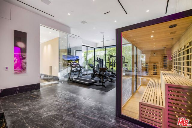 1369 Londonderry Place, West Hollywood, CA 90069