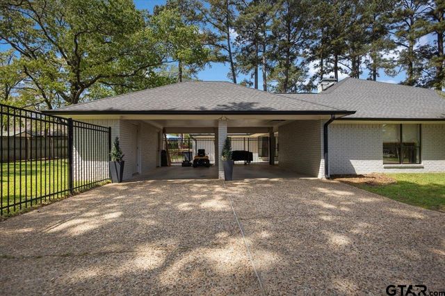 1277 Luann Ln, Tyler, TX 75703