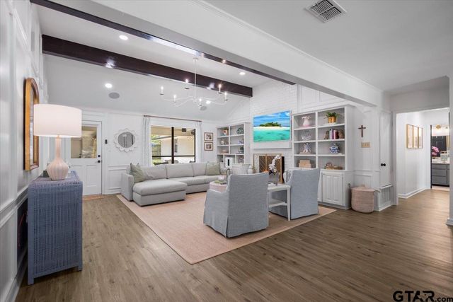 1277 Luann Ln, Tyler, TX 75703