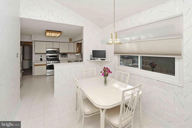 54 ROY LN, Huntingdon Valley, PA 19006