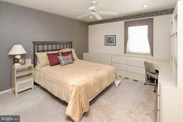 54 ROY LN, Huntingdon Valley, PA 19006