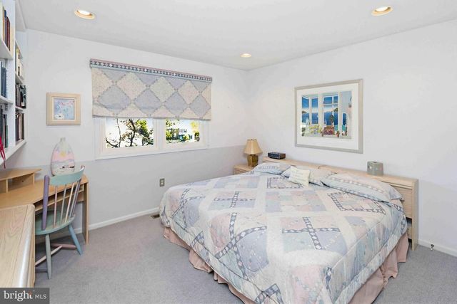 54 ROY LN, Huntingdon Valley, PA 19006