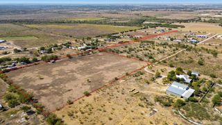 1513 Graef RD, Kyle, TX 78640