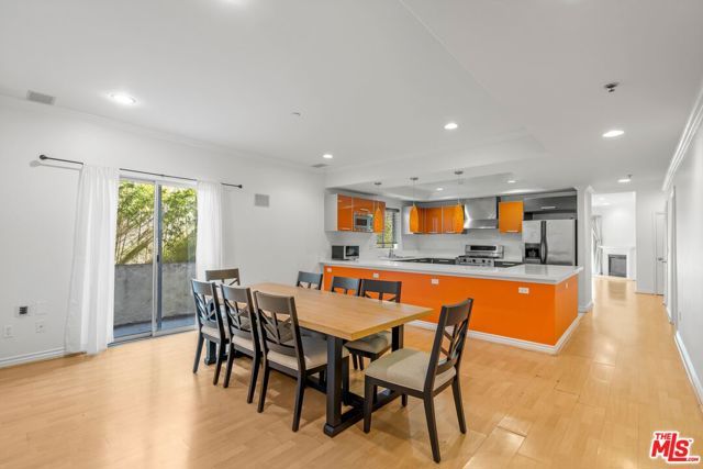 10633 Eastborne Avenue, Los Angeles, CA 90024