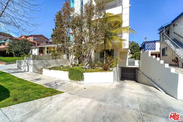 10633 Eastborne Avenue, Los Angeles, CA 90024