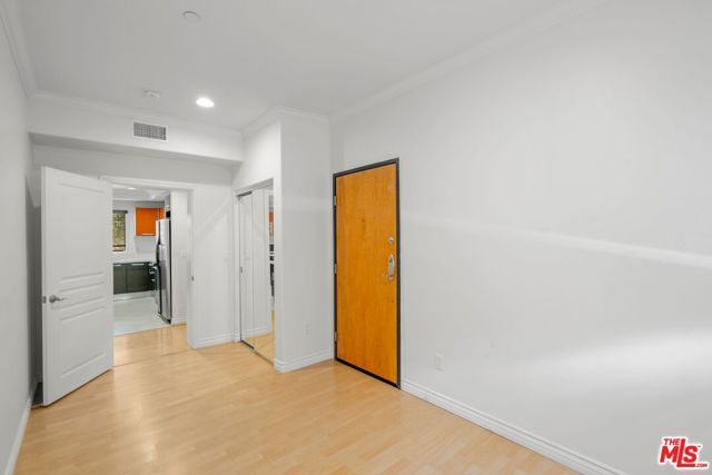 10633 Eastborne Avenue, Los Angeles, CA 90024