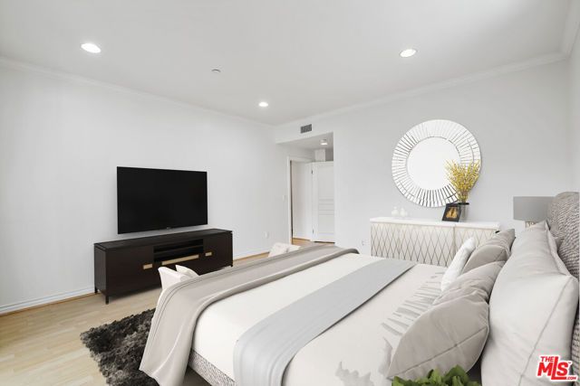 10633 Eastborne Avenue, Los Angeles, CA 90024