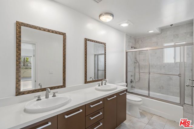 10633 Eastborne Avenue, Los Angeles, CA 90024