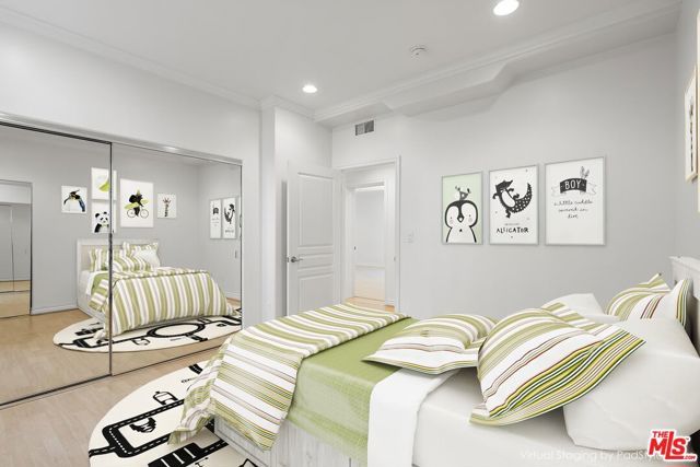 10633 Eastborne Avenue, Los Angeles, CA 90024