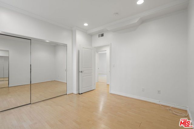 10633 Eastborne Avenue, Los Angeles, CA 90024