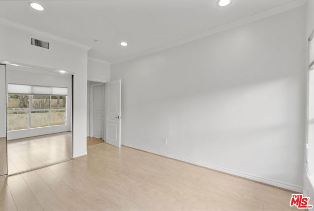 10633 Eastborne Avenue, Los Angeles, CA 90024