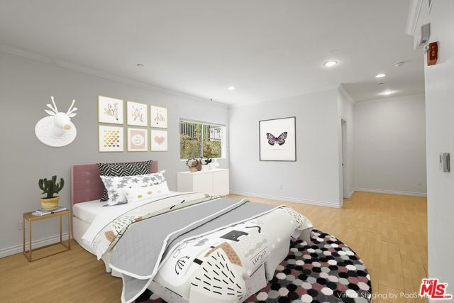 10633 Eastborne Avenue, Los Angeles, CA 90024