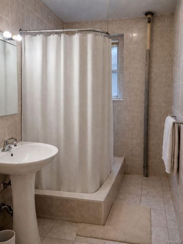 109-18 Lefferts Boulevard A3, South Ozone Park, NY 11420