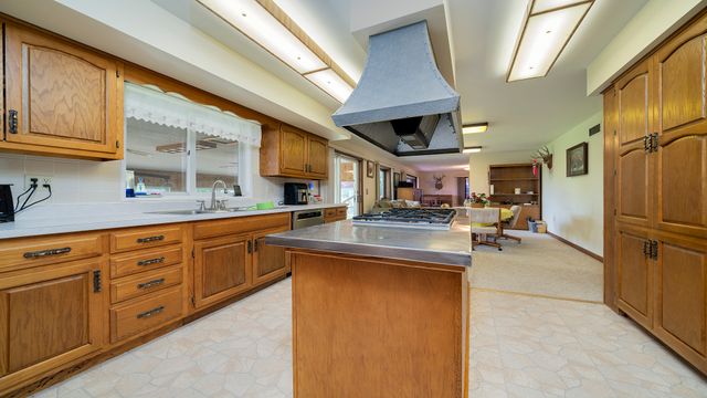 10245 W Penn Corner, Polo, IL 61064