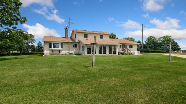 10245 W Penn Corner, Polo, IL 61064