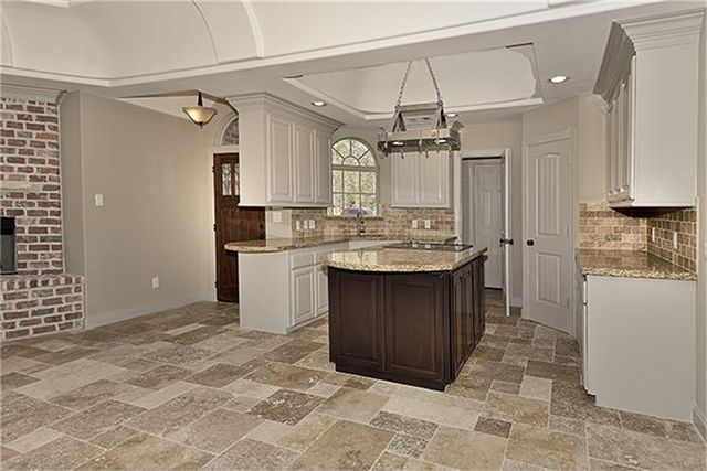 513 Cactus Drive, Conroe, TX 77385