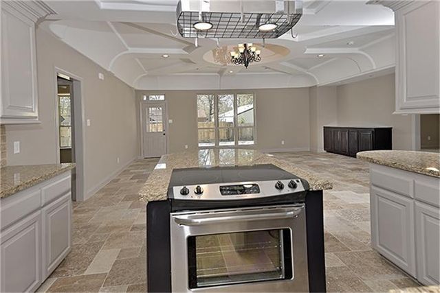 513 Cactus Drive, Conroe, TX 77385