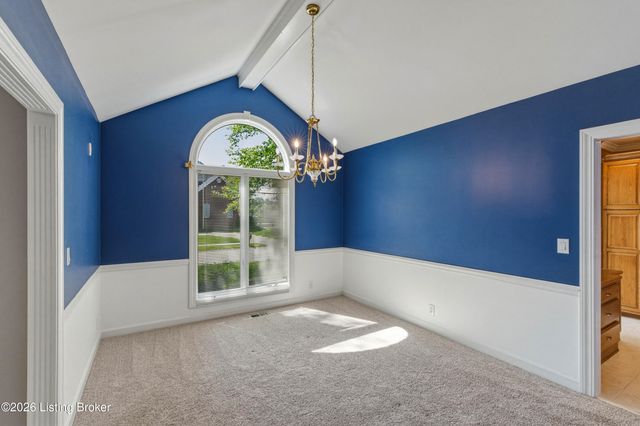 7701 Kendrick Crossing Ln, Louisville, KY 40291