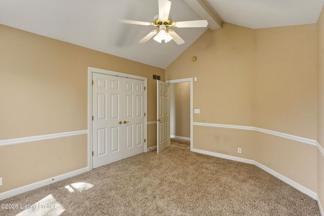 7701 Kendrick Crossing Ln, Louisville, KY 40291