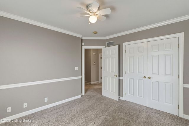 7701 Kendrick Crossing Ln, Louisville, KY 40291