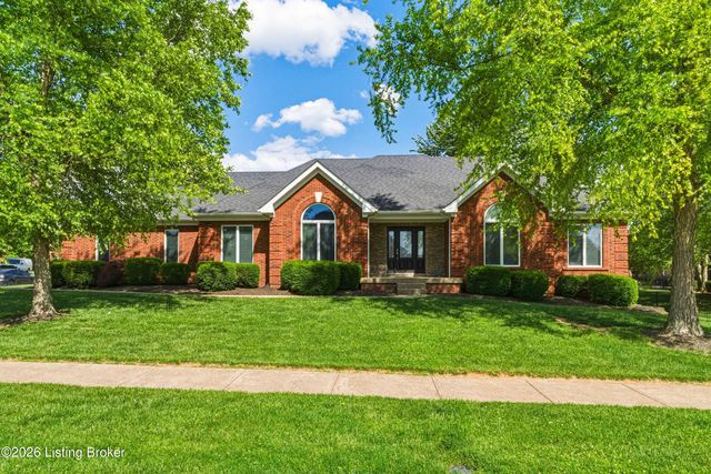 7701 Kendrick Crossing Ln, Louisville, KY 40291