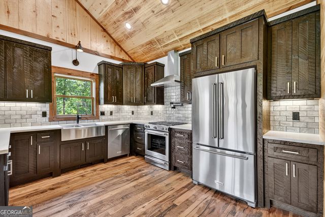 411 Amber Ridge, Blue Ridge, GA 30513